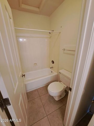 98 E EVELYN Lane, Tempe, AZ 85284