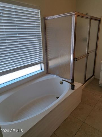 98 E EVELYN Lane, Tempe, AZ 85284