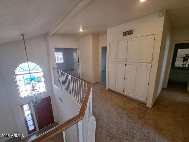 98 E EVELYN Lane, Tempe, AZ 85284