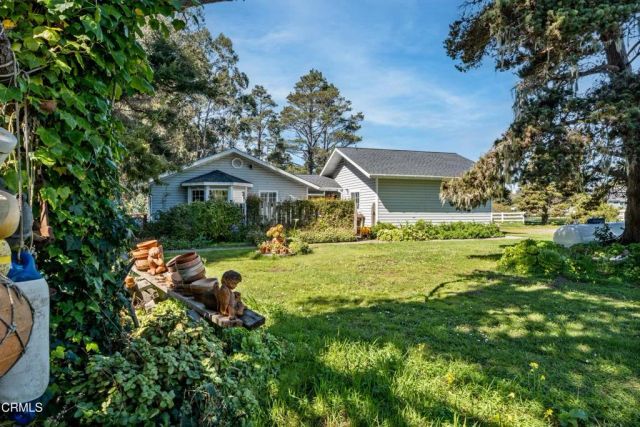 18070 Ocean Drive, Fort Bragg, CA 95437