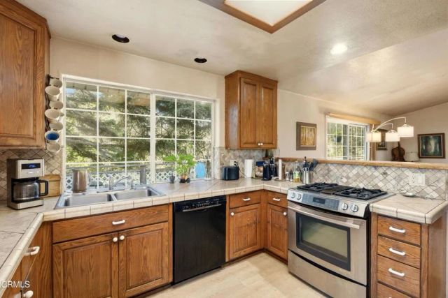 18070 Ocean Drive, Fort Bragg, CA 95437