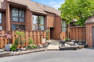 4960 Wintersong Lane, Westerville, OH 43081