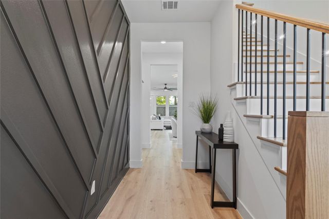 3200 Oak Bourne Drive, Arlington, TX 76016