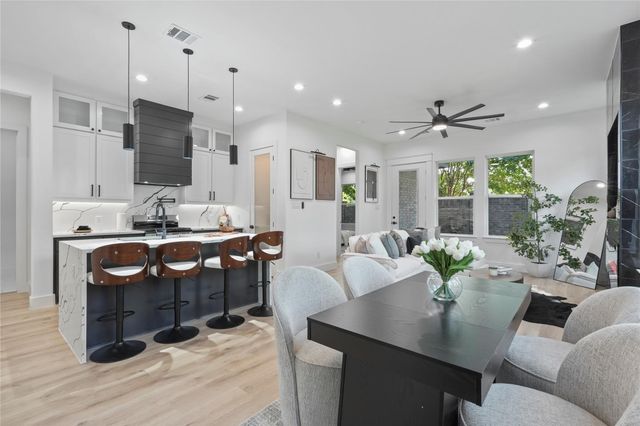 3200 Oak Bourne Drive, Arlington, TX 76016