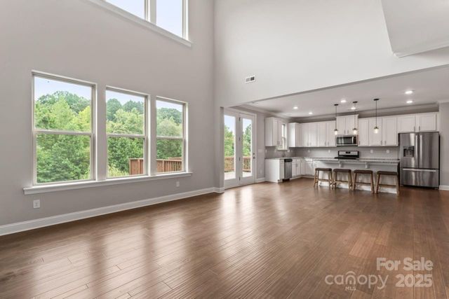137 Rain Shadow Drive, Mooresville, NC 28115