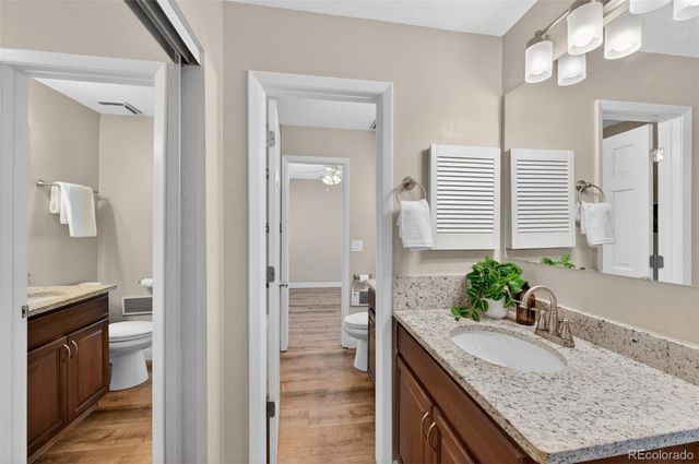 2419 S Worchester Court A, Aurora, CO 80014