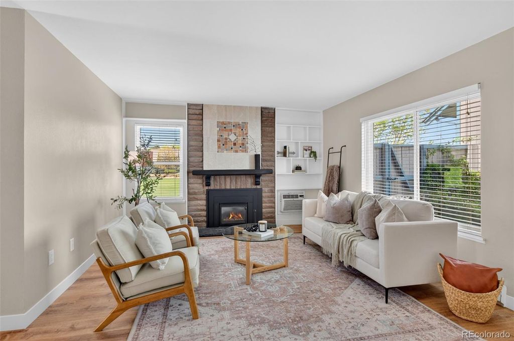 2419 S Worchester Court A, Aurora, CO 80014