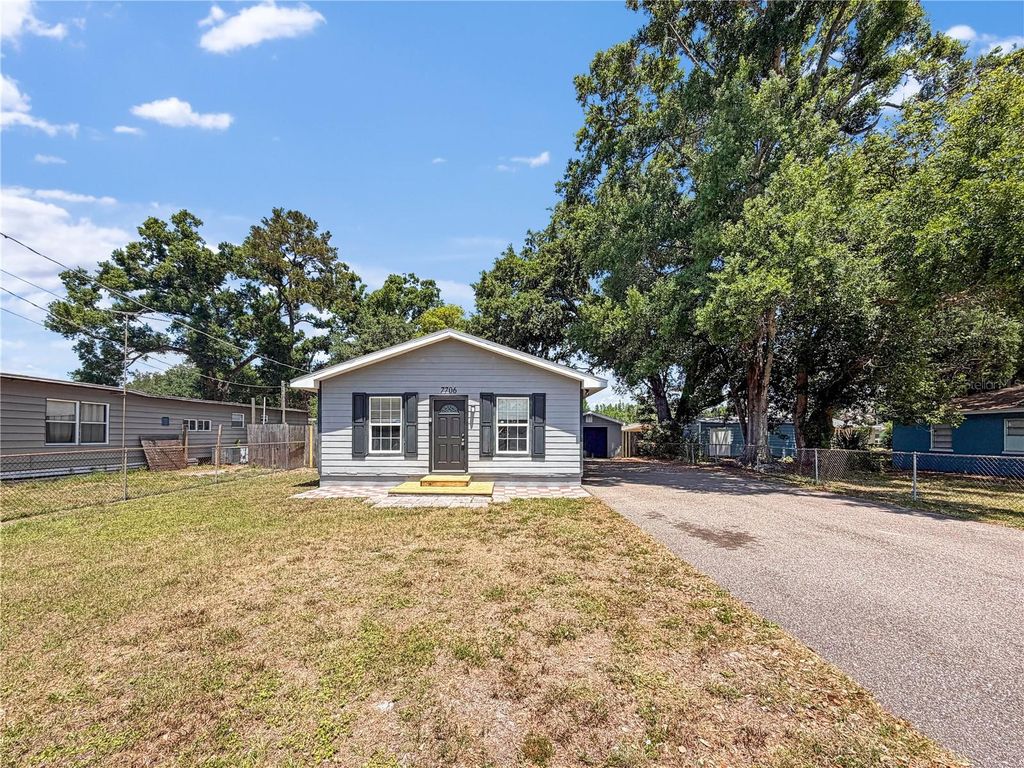 7706 E COMANCHE AVENUE, Tampa, FL 33610