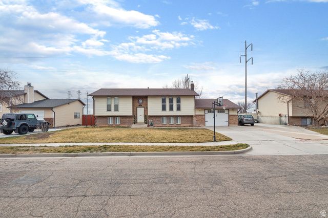 2181 S KATIES WAY, Clearfield, UT 84015
