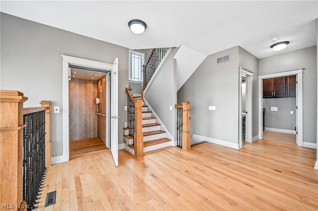 29 Shores Drive, Poland, OH 44514