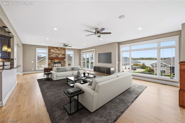 29 Shores Drive, Poland, OH 44514