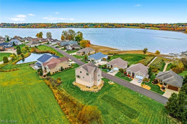 29 Shores Drive, Poland, OH 44514
