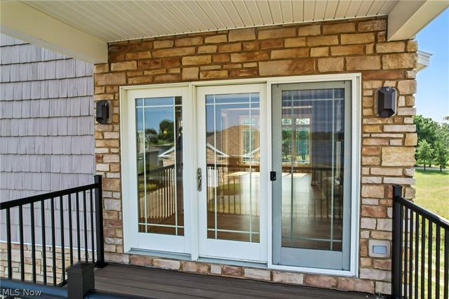 29 Shores Drive, Poland, OH 44514