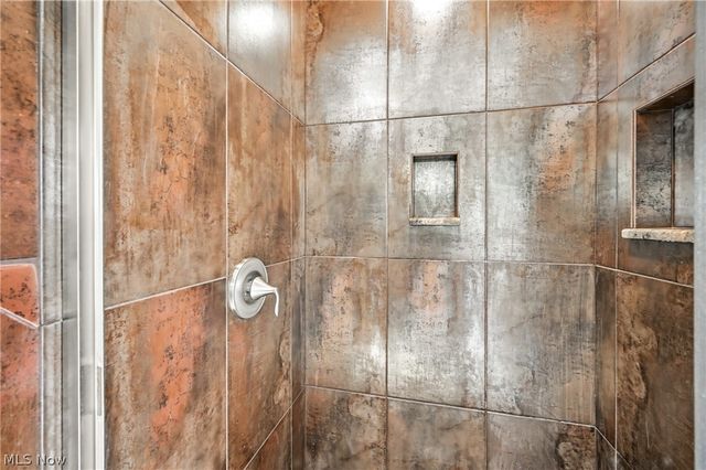 29 Shores Drive, Poland, OH 44514