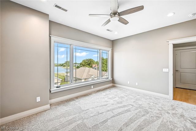 29 Shores Drive, Poland, OH 44514