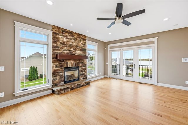 29 Shores Drive, Poland, OH 44514