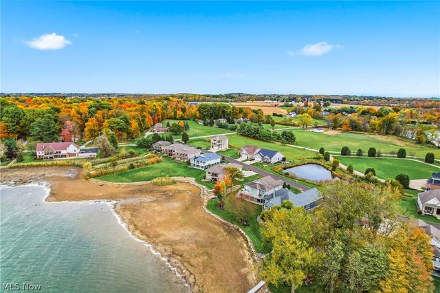 29 Shores Drive, Poland, OH 44514