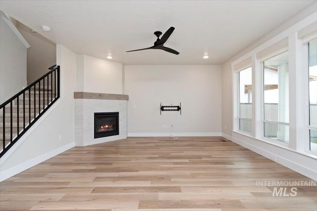 6719 W Mattawa Dr, Meridian, ID 83646