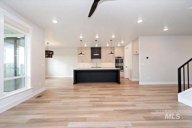 6719 W Mattawa Dr, Meridian, ID 83646