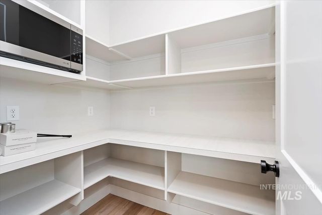 6719 W Mattawa Dr, Meridian, ID 83646