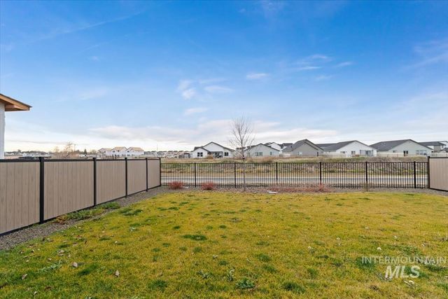 6719 W Mattawa Dr, Meridian, ID 83646