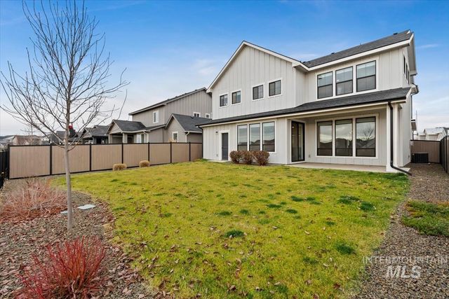 6719 W Mattawa Dr, Meridian, ID 83646