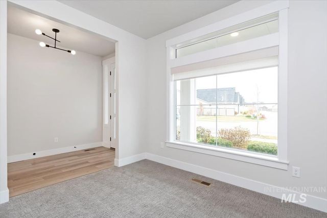 6719 W Mattawa Dr, Meridian, ID 83646