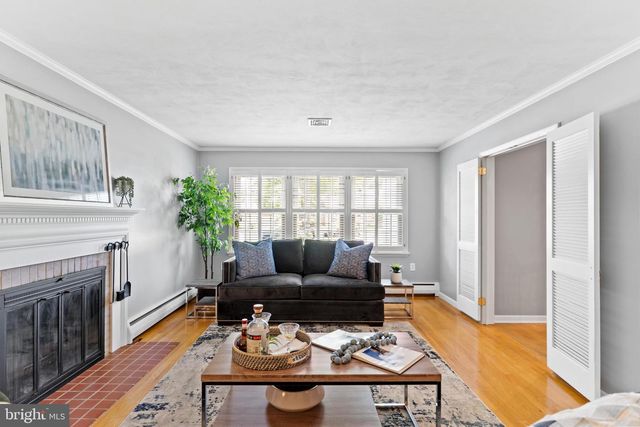 108 OLD FORD DR, Camp Hill, PA 17011