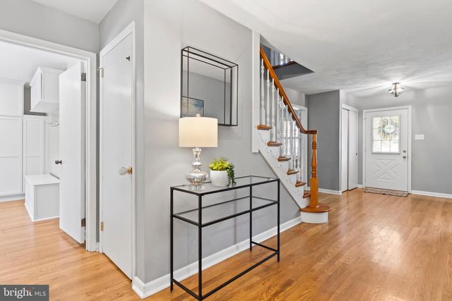 108 OLD FORD DR, Camp Hill, PA 17011