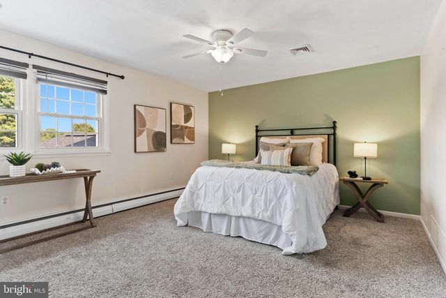 108 OLD FORD DR, Camp Hill, PA 17011