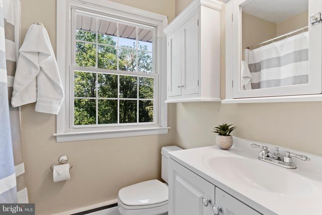108 OLD FORD DR, Camp Hill, PA 17011