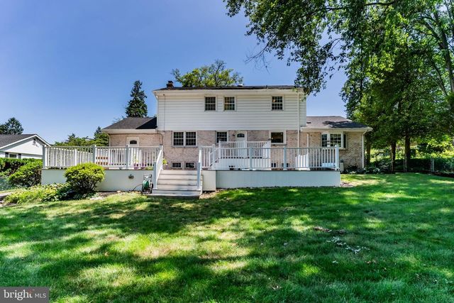 108 OLD FORD DR, Camp Hill, PA 17011