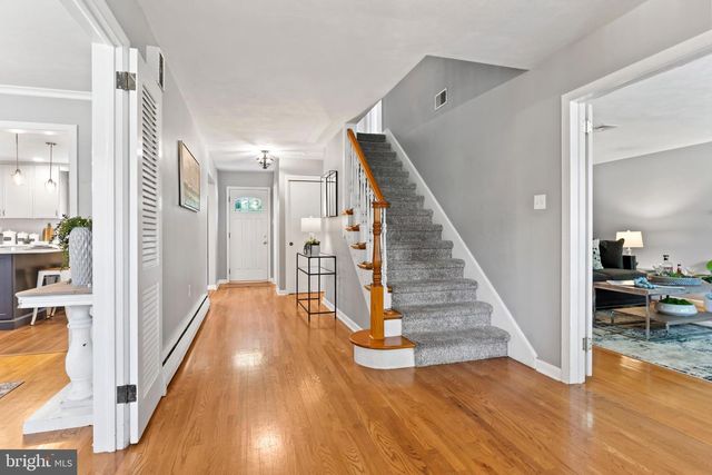 108 OLD FORD DR, Camp Hill, PA 17011