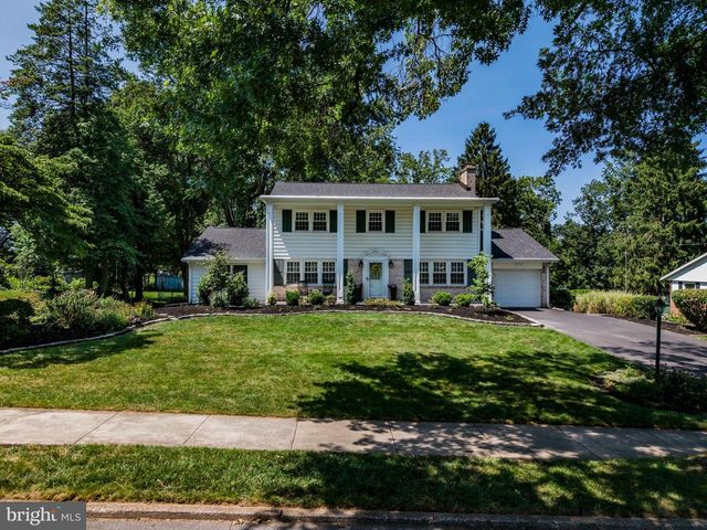 108 OLD FORD DR, Camp Hill, PA 17011