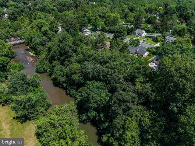 108 OLD FORD DR, Camp Hill, PA 17011