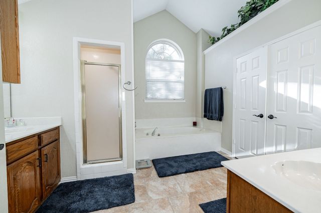 537 Ten Mile Drive, Desoto, TX 75115