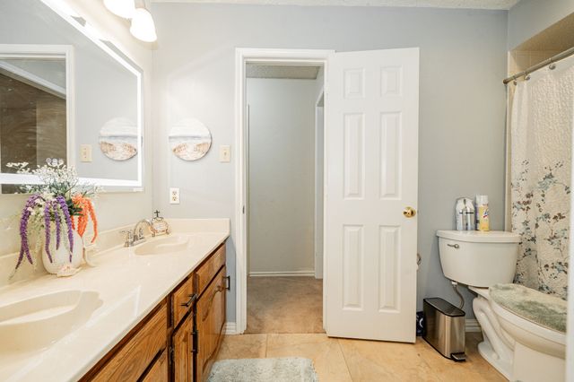 537 Ten Mile Drive, Desoto, TX 75115