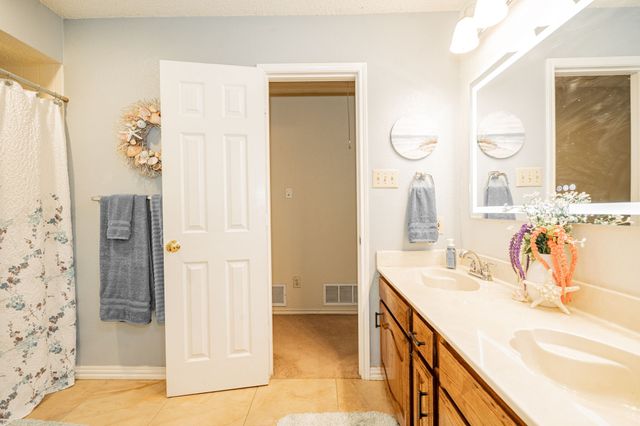 537 Ten Mile Drive, Desoto, TX 75115