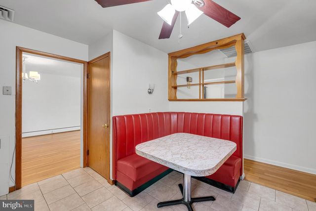 221 MCKINLEY AVE, Hanover, PA 17331