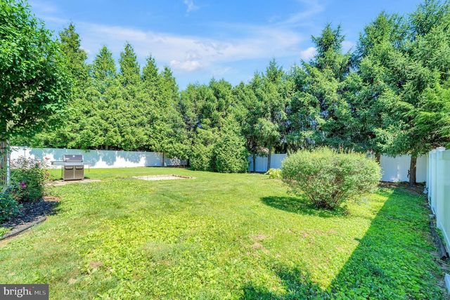 221 MCKINLEY AVE, Hanover, PA 17331