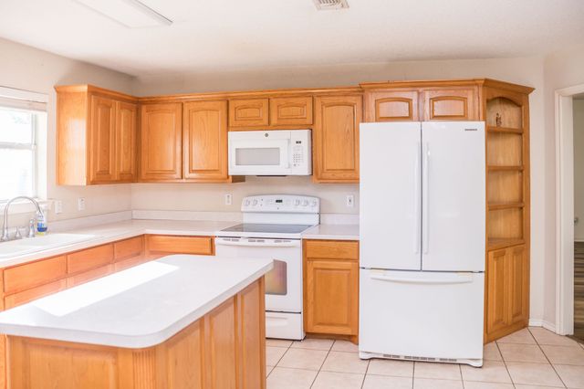 1193 County Road 318, Glen Rose, TX 76043