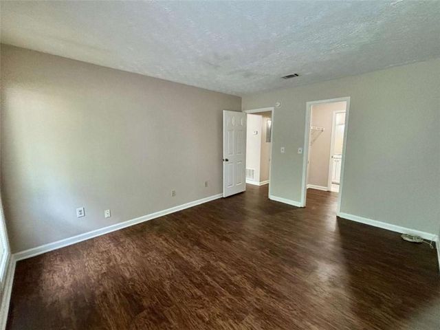 3841 Woodridge Way, Tucker, GA 30084