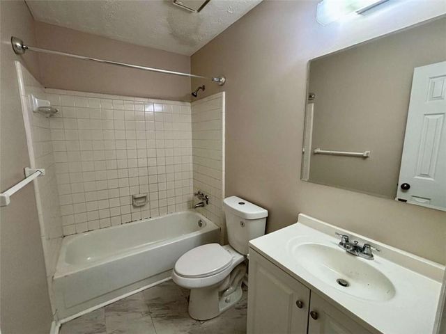 3841 Woodridge Way, Tucker, GA 30084