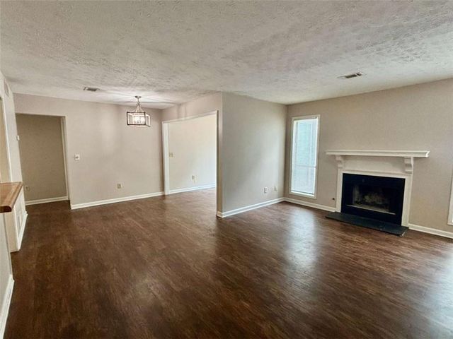 3841 Woodridge Way, Tucker, GA 30084