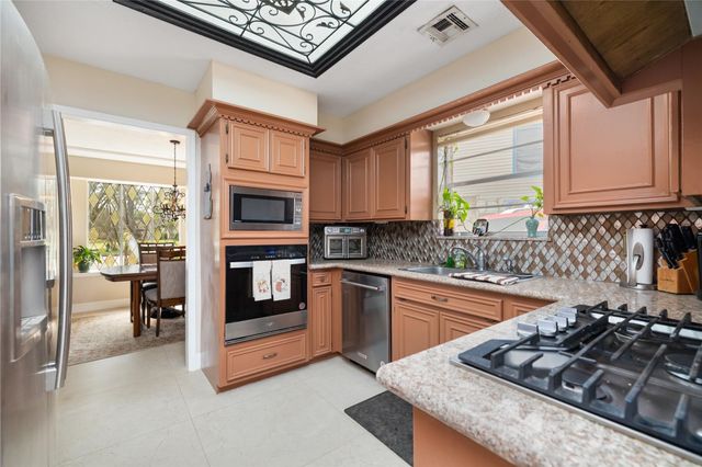 3822 Evening Trail Drive, Spring, TX 77388