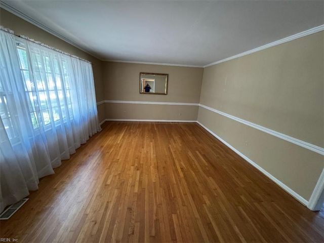 331 Wendwood DR, Newport News, VA 23602