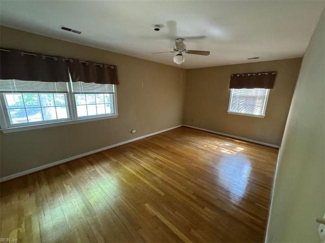 331 Wendwood DR, Newport News, VA 23602