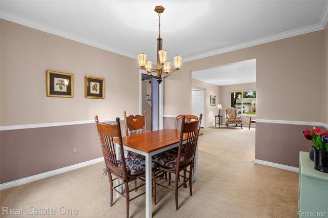18984 Briarwood Lane, Clinton Charter Township, MI 48036