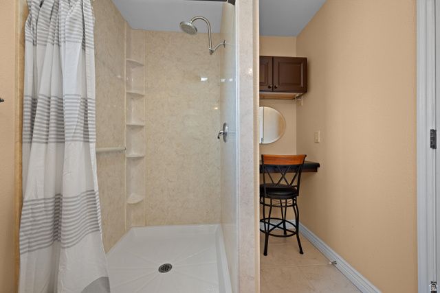 2058 W BYRON CIR, West Valley City, UT 84119