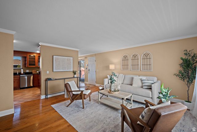 2058 W BYRON CIR, West Valley City, UT 84119